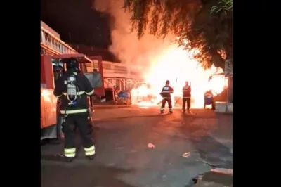 Incêndio destrói barracas da feira do tamarineiro em Alagoinhas