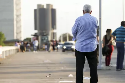 Médicos alertam para riscos da gripe em pessoas com mais de 60 anos