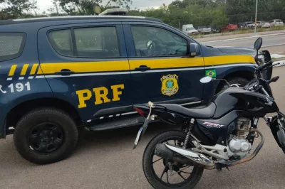 Homem compra motocicleta do genro e acaba detido pela PRF por receptação