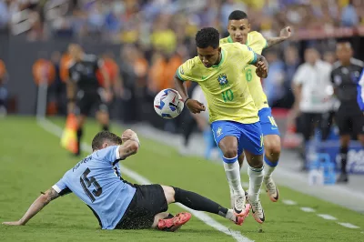 Brasil cai nos pênaltis diante do Uruguai e dá adeus à Copa América