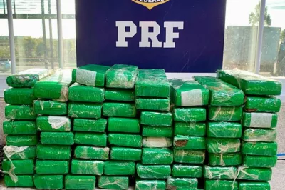 Passageiro de ônibus joga maconha pela janela e acaba preso pela PRF em Vitória da Conquista