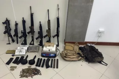 Polícia descobre bunker na Bahia que escondia fuzis, metralhadoras e cocaína