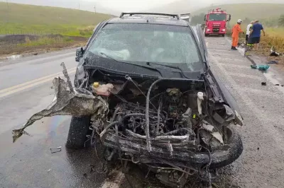 Irmãos morrem em acidente em estrada do interior da Bahia após retorno do velório do pai