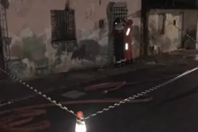 Homem morre carbonizado após casa pegar fogo em Paulo Afonso
