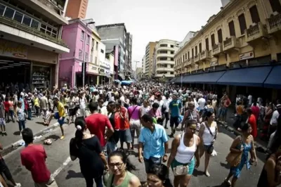 Brasil registra 212,6 milhões de habitantes em julho de 2024, diz IBGE
