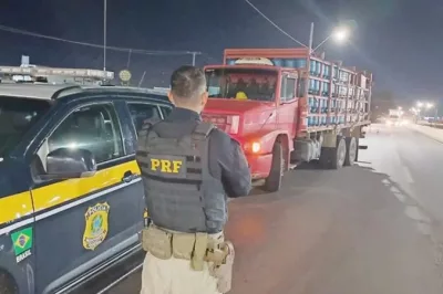 PRF flagra motorista de caminhão dirigindo alcoolizado com cargas de botijões de gás em Juazeiro