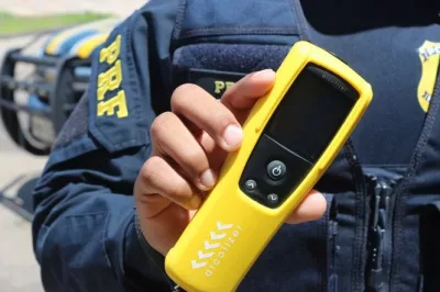 Alagoinhas: Idoso alcoolizado se envolve em acidente na BR-101 e acaba preso
