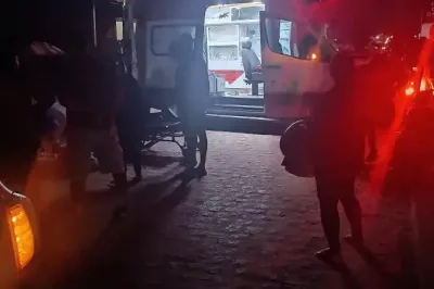 Acidente entre carro e moto deixa dois feridos na BA-504
