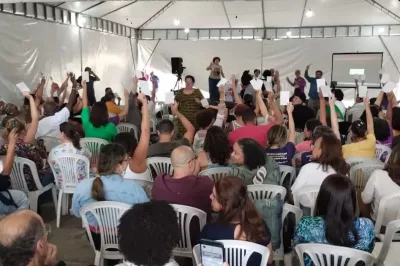 Professores da Uneb aprovam greve a partir desta sexta por tempo indeterminado