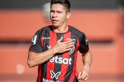 Osvaldo recebe alta de hospital após tromboembolia pulmonar, mas segue fora de campo