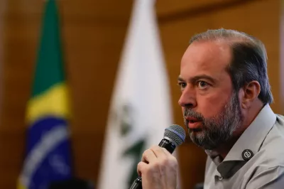Decisão sobre Horário de Verão no Brasil será na próxima terça-feira, diz ministro
