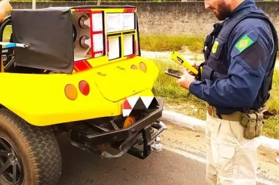 PRF autua veículo com “paredão de som” durante blitz na BR-101, em Alagoinhas