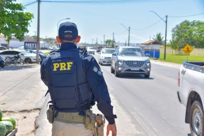 Sem bloqueios, PRF inicia operação nas rodovias federais da Bahia