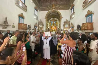 Nossa Senhora do Rosário é homenageada em missa no Pelourinho, e festa é tombada como Patrimônio Cultural da Bahia