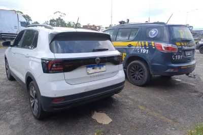 Homem é detido com veículo roubado na BR-324 em Simões Filho