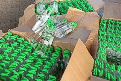 PRF apreende 600 tubos de lança-perfume com adolescente em ônibus na BR-116