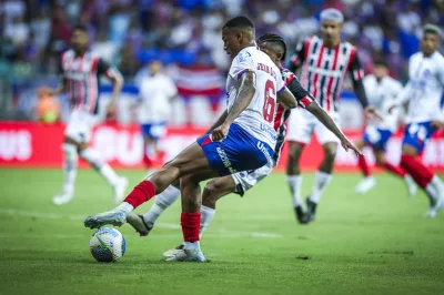Bahia sofre nova derrota em casa e se complica na luta por vaga na Libertadores