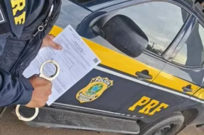 Homem de 42 anos procurado por homicídio qualificado é detido pela PRF em Amélia Rodrigues