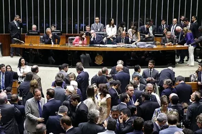 Saiba como os parlamentares baianos votaram urgência do corte de gastos