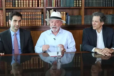 Lula diz que governo não vai interferir em nova gestão do BC