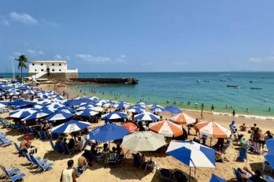 Verão: Praias da Bahia são as mais procuradas por turistas brasileiros