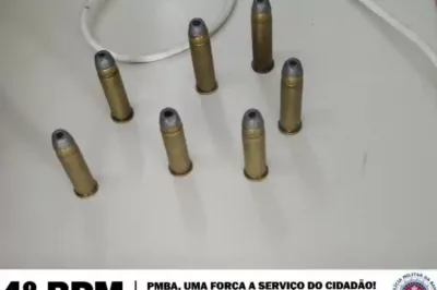 Policiais do 4º BPM prendem homem com munições em Alagoinhas