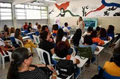 Seduc reúne servidores para discutir planejamento e metas para 2025