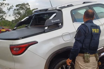Caminhonete Toro roubada que ostentava placas de HB20 é apreendida na BR 324