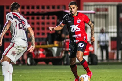 Vitória derrota Ferroviário por 2 a 1 na Copa do Nordeste