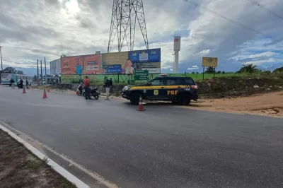 Às vésperas do Carnaval, PRF e SMT de Alagoinhas realizam mais uma ação integrada de segurança viária na BR 101