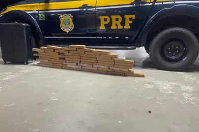 Em Vitória da Conquista, PRF apreende mais de 30 kg de maconha ao fiscalizar um ônibus