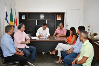Alagoinhas: Assinatura de decretos marca início dos planos de desenvolvimento municipal