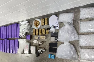 Polícia Militar apreende mais de 490 munições e de 23kg de drogas em Feira de Santana