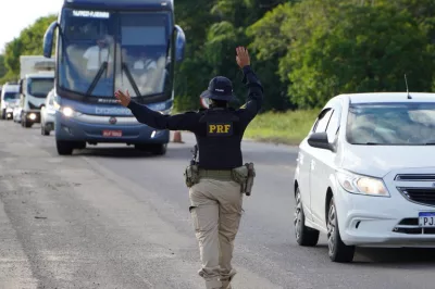 PRF encerra com sucesso a 9ª edição da Operação Rosas de Aço na Bahia