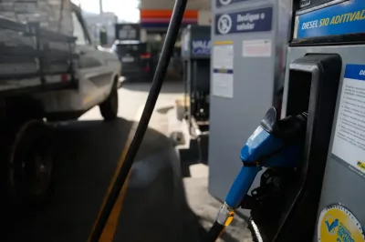 Petrobras reduz preço do diesel em R$ 0,17 a partir de 1º de abril