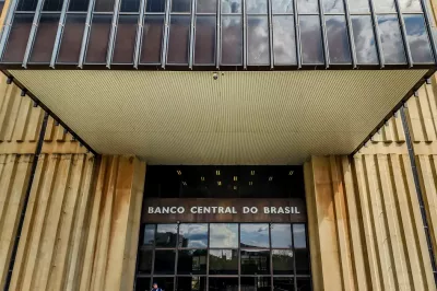 Contas públicas têm superávit de R$ 3,6 bilhões em março