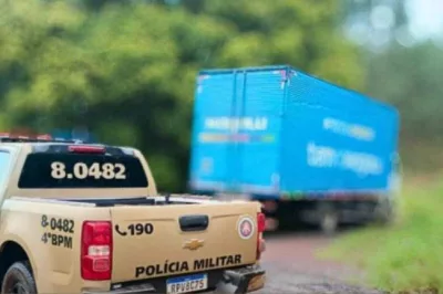 Caminhão roubado é recuperado por policiais do 4° BPM em Araçás