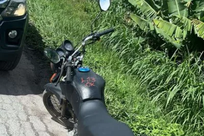 Motocicleta irregular é apreendida pela PRF em Amélia Rodrigues