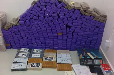PM desmonta depósito de entorpecentes e apreende 371 tabletes de drogas em Conquista