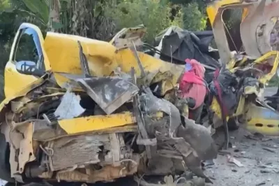 Quatro pessoas morrem em colisão entre carro e micro-ônibus na BR-101