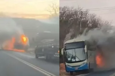 Ônibus pega fogo na BR-030 e fica completamente destruído