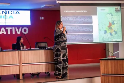 Alagoinhas apresenta minutas do Plano Plurianual e do Plano Diretor do município