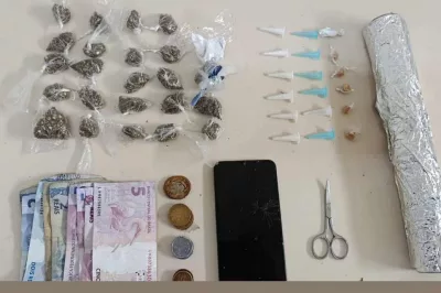 Polícia Militar apreende drogas no centro de Alagoinhas