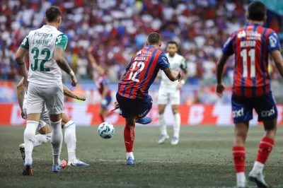 Com gol de Ademir, Bahia vence Palmeiras por 1 a 0 na Fonte Nova