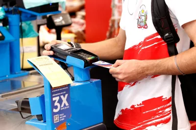Bolsa Presença disponibiliza R$ 50,2 milhões para as famílias de estudantes da rede estadual