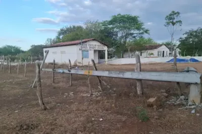 Homem morre eletrocutado ao tentar sinalizar área de risco após acidente no interior da Bahia