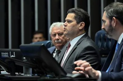 Congresso vota projeto que torna isenção do IR até R$ 5 mil permanente nesta quinta