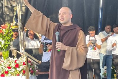 Evento religioso com Frei Gilson reúne mais de 20 mil pessoas em Alagoinhas