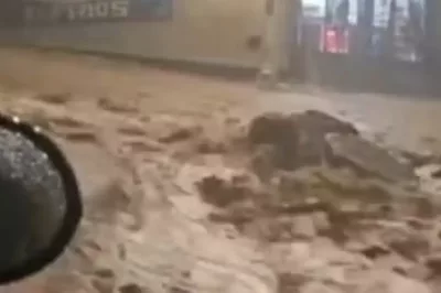 Fortes chuvas alagam ruas e invadem casas em Araci