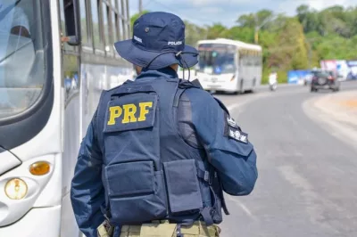 PRF reforça fiscalização do transporte rodoviário de passageiros na Bahia
